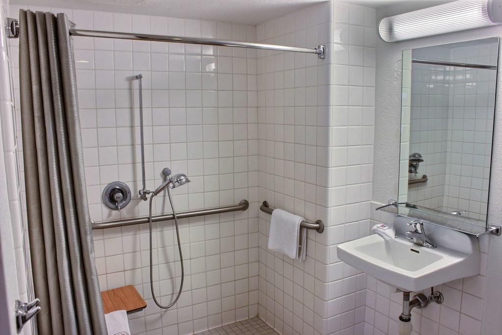 Motel 6-Paso Robles, Ca מראה חיצוני תמונה